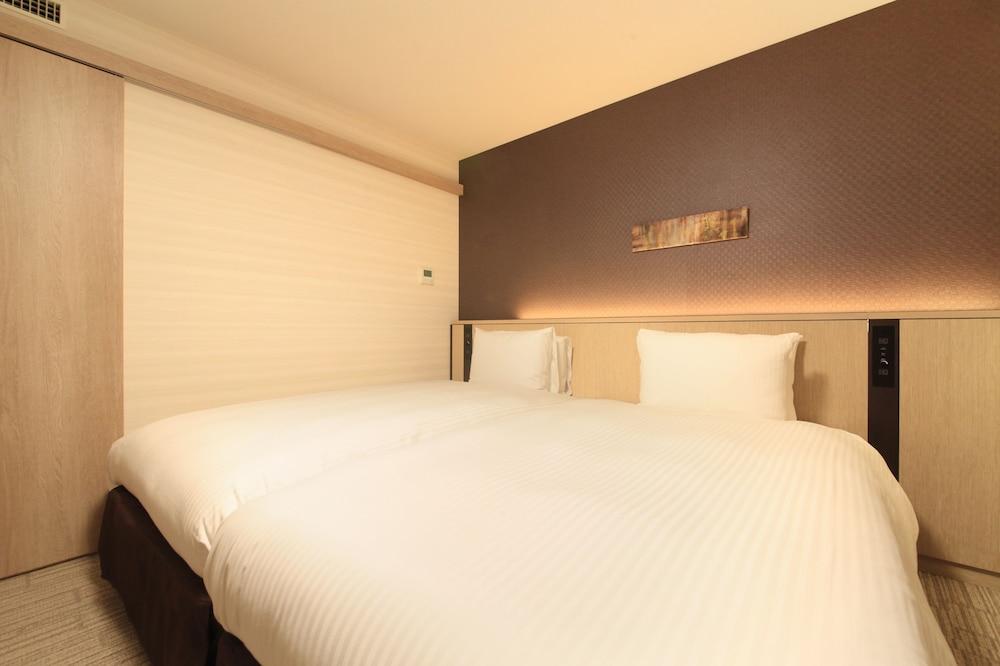 Richmond Hotel Yokohama Ekimae Экстерьер фото